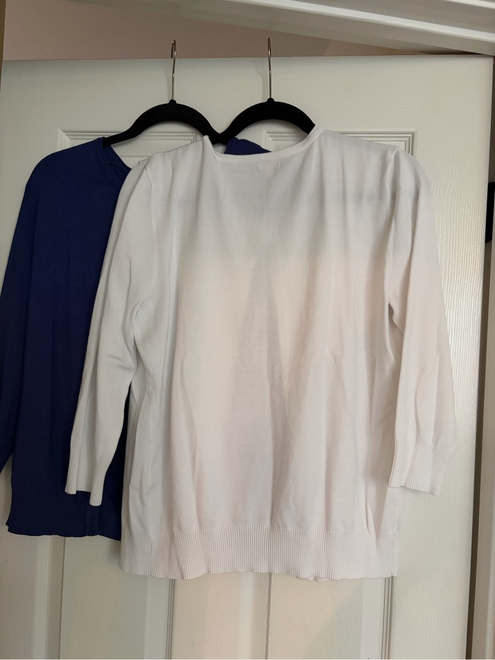 EUC 14th & Union White and royal blue Cardigan 3/4 length sleeves, size xl - Picture 3 of 5